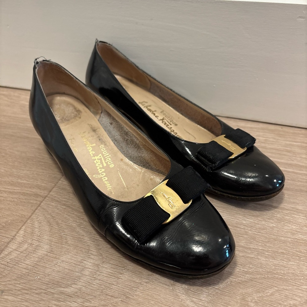 Salvatore Ferragamo Black Leather Flats
